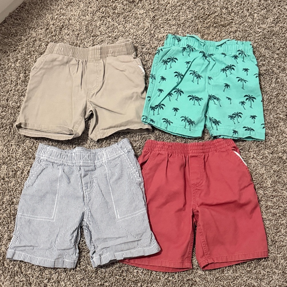 Kids shorts size 3T and 4T